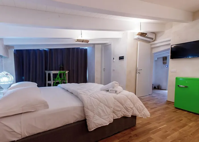 Bed & Breakfast Piazza San Giovanni - Essenze Della Murgia Altamura