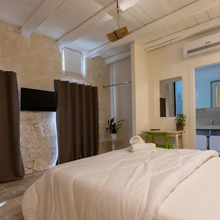 Bed & Breakfast Piazza San Giovanni - Essenze Della Murgia Altamura